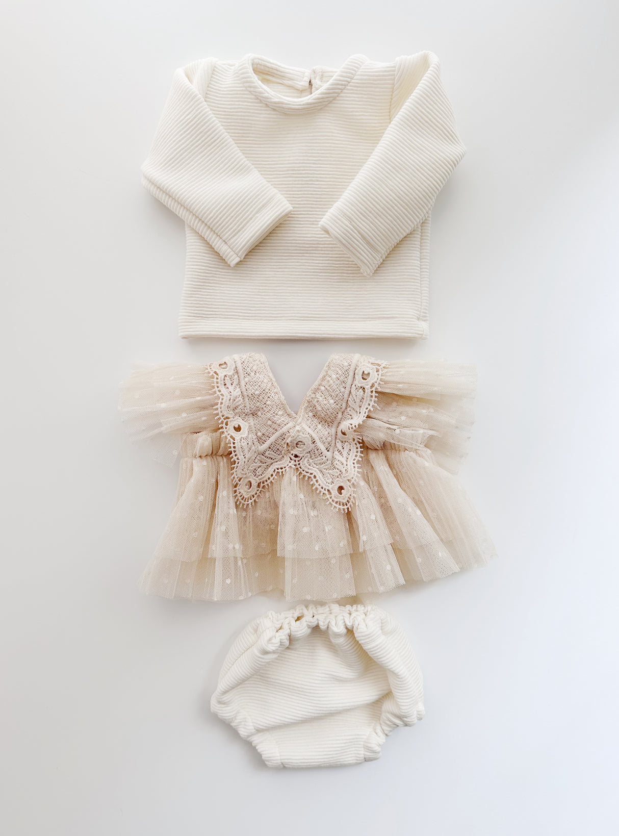 Vintage Everest 3 Piece Set