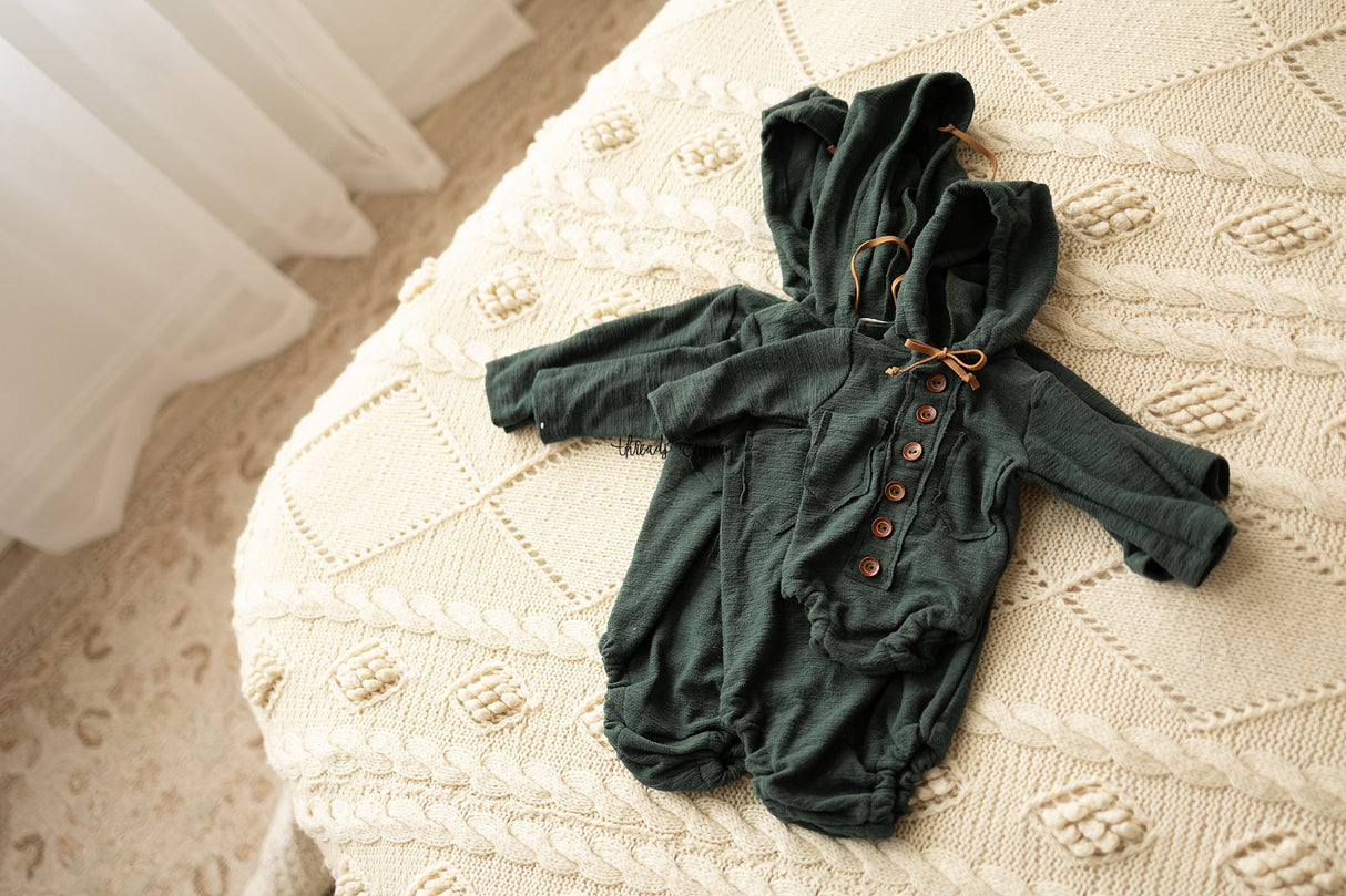 Carlos | Emerald Collection